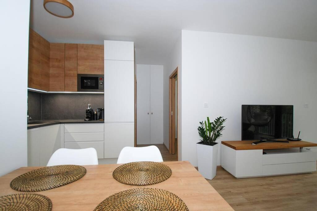 Lipnoport Lakeside Apartment Lipno nad Vltavou Exteriér fotografie